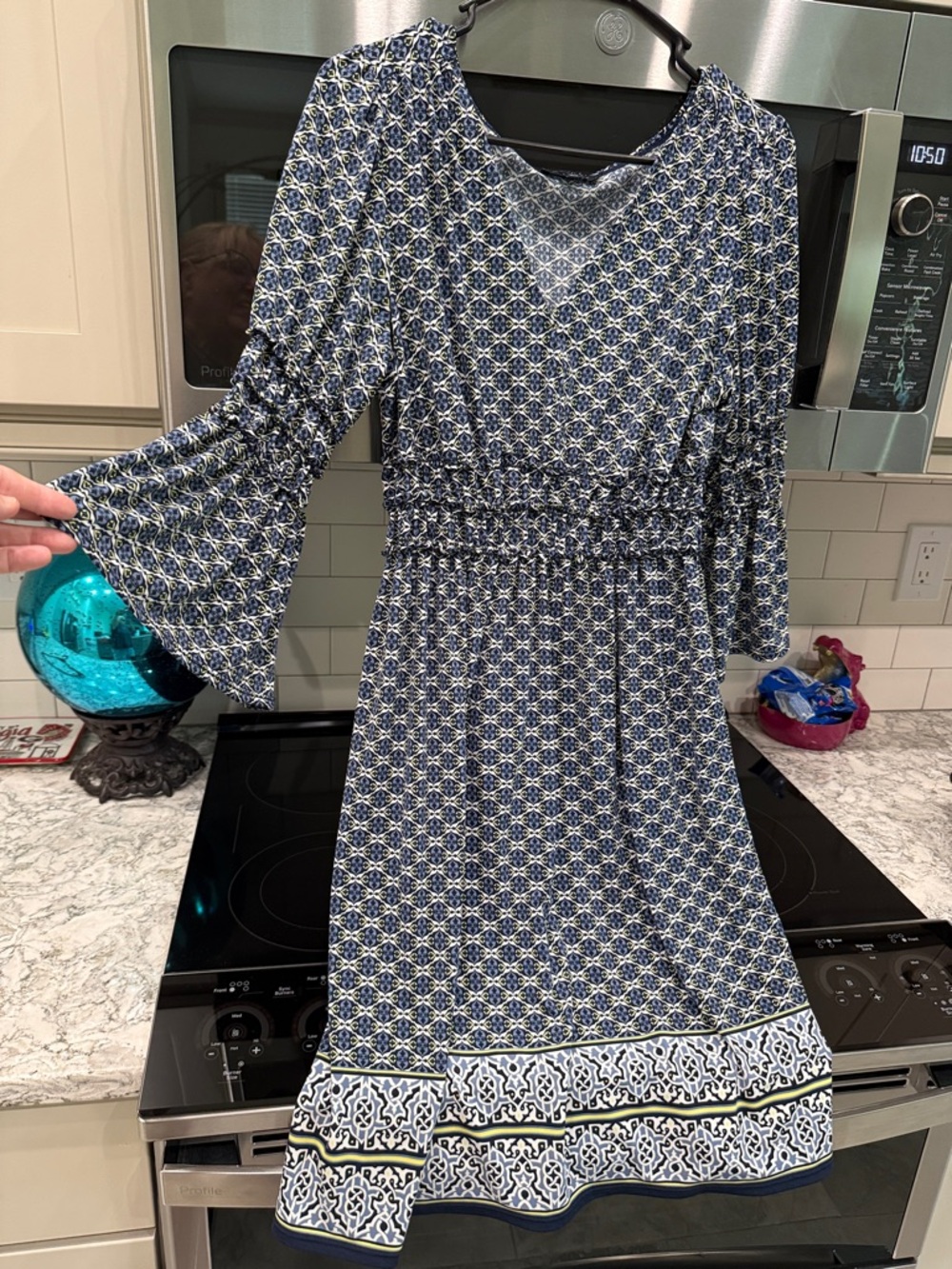 Max Edition Navy and White Bell-Sleeve Long-Sleeve Dress